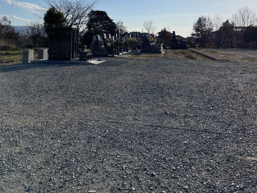 駐車場も完備(がまはら霊園)